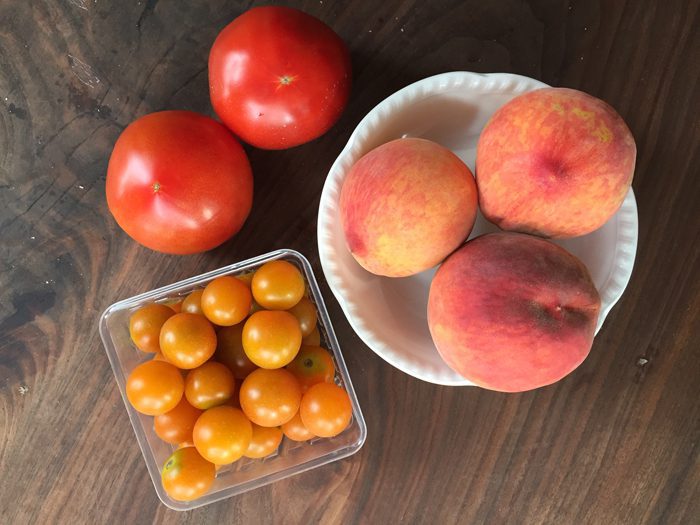 Peach Tomato Motz Salad Ingredients