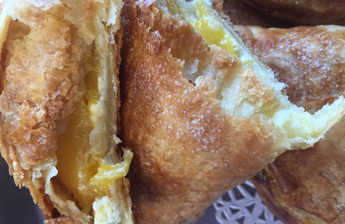 Peaches N Cream Pie Pocket