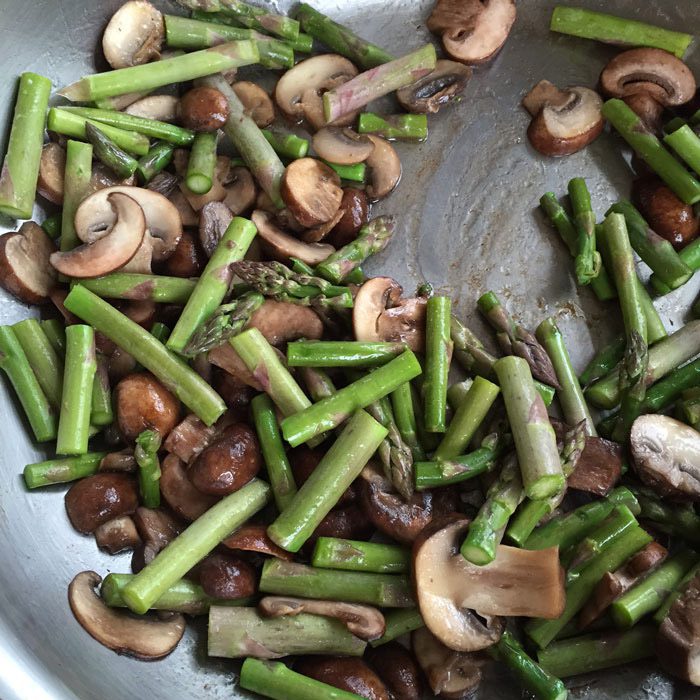 Fresh Mushrooms & Asparagus