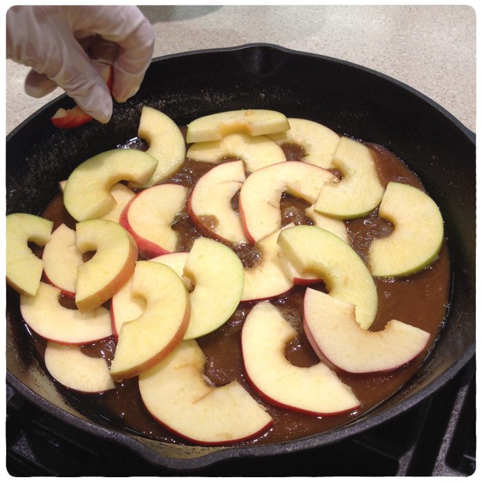 Baking Apples in Caramel