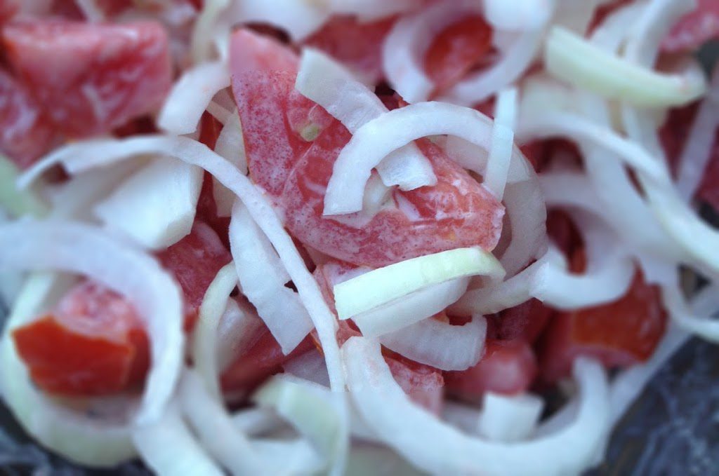 Creamy Tomato and Cucumber Salad